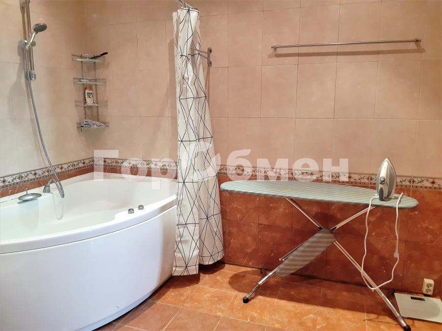 Аренда 3-комнатной квартиры, Москва, Россия,   улица Раменки