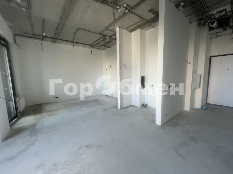 Продажа 3-комнатной квартиры, Москва, Россия,    улица Вильгельма Пика