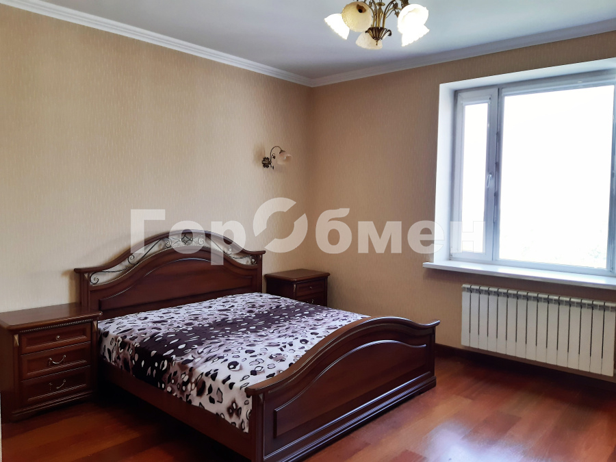 Аренда 3-комнатной квартиры, Москва, Россия,   улица Раменки