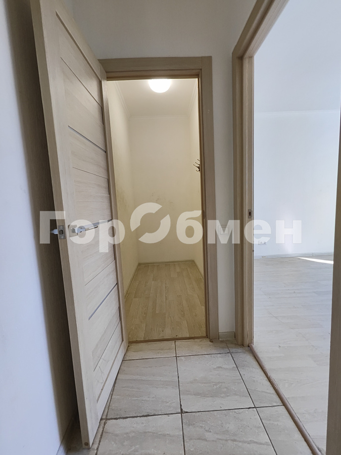 Продажа 2-комнатной квартиры, Москва, Россия,   Флотская улица