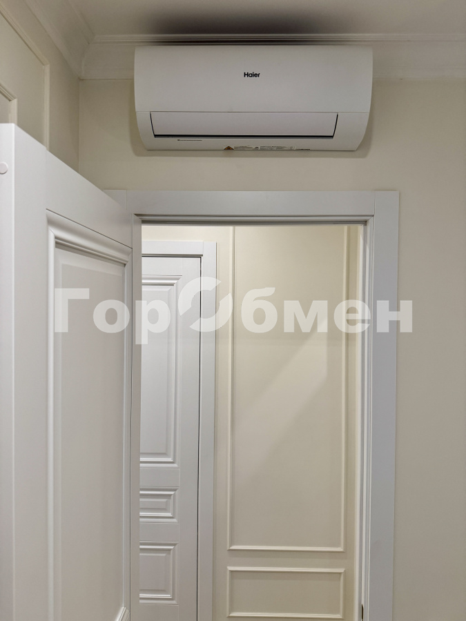 Аренда 2-комнатной квартиры, Москва, Россия,   улица Янковского