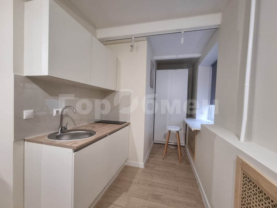 Продажа квартиры, Москва, Россия,    улица Коновалова