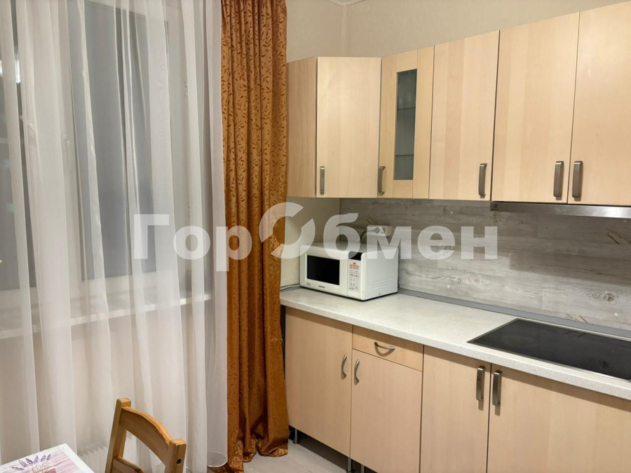 Аренда 2-комнатной квартиры, Москва, Россия,   Филёвский бульвар