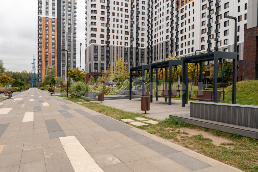 Продажа 4-комнатной квартиры, Московский, Россия,   Новомосковский административный округ