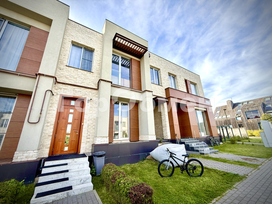 Продажа дома, 111м <sup>2</sup>, 1 сот., Большое Свинорье, Россия,   Новомосковский административный округ