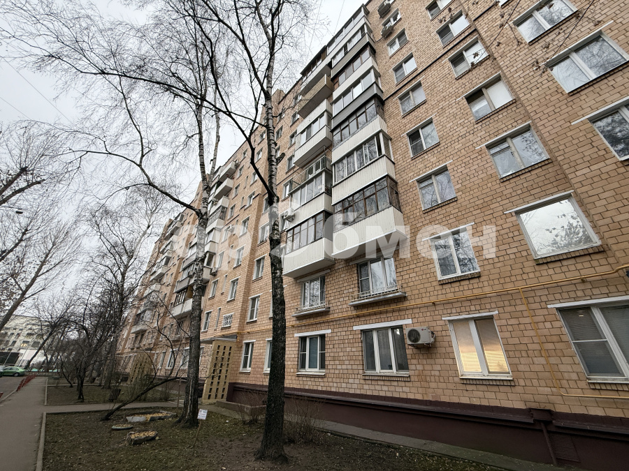 Продажа 1-комнатной квартиры, Москва, Россия,   Поклонная улица