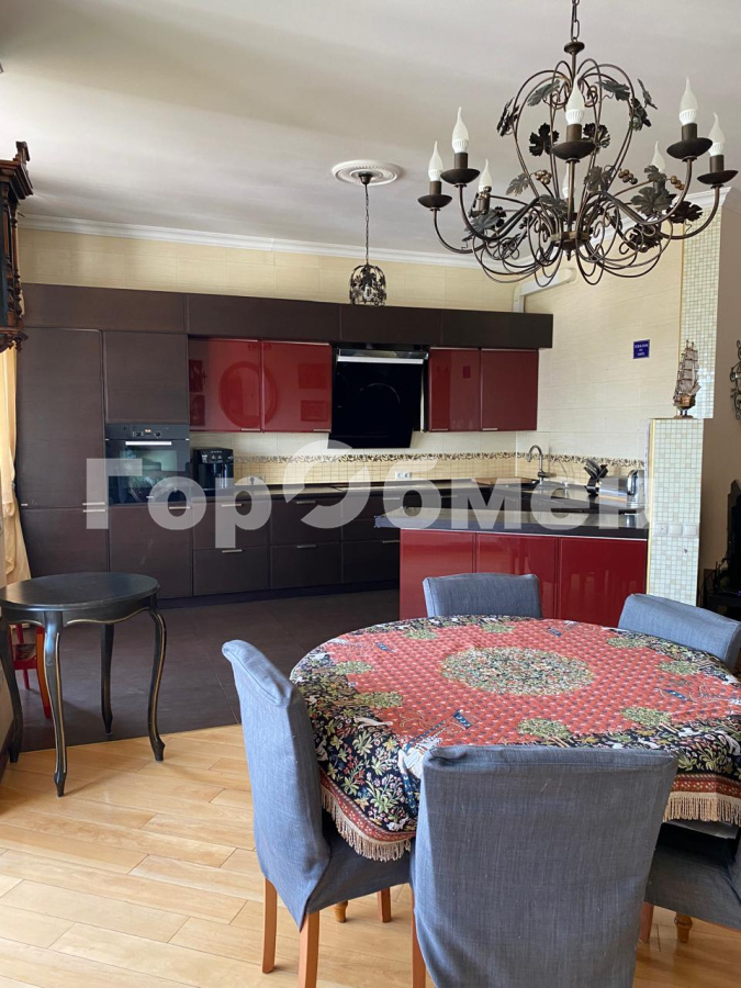 Аренда 3-комнатной квартиры, Москва, Россия,   улица Пырьева