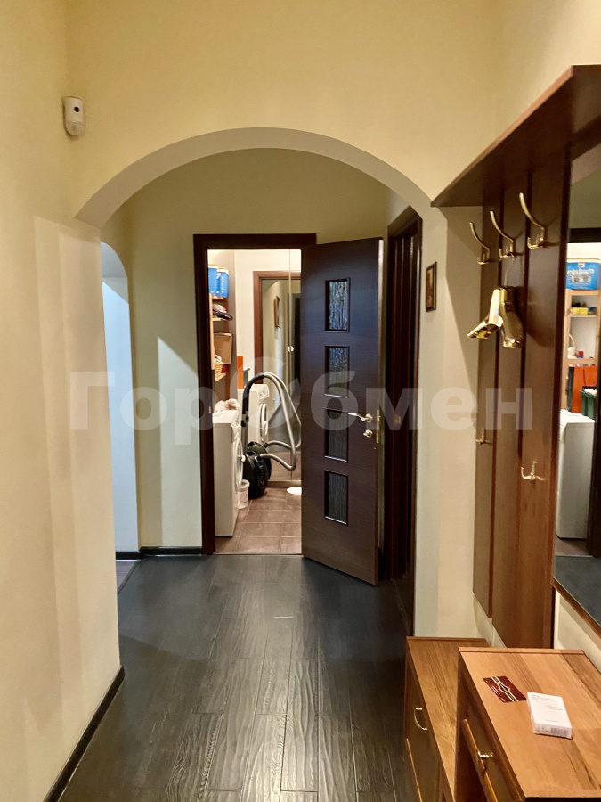 Продажа 2-комнатной квартиры, Москва, Россия,    Кутузовский проспект