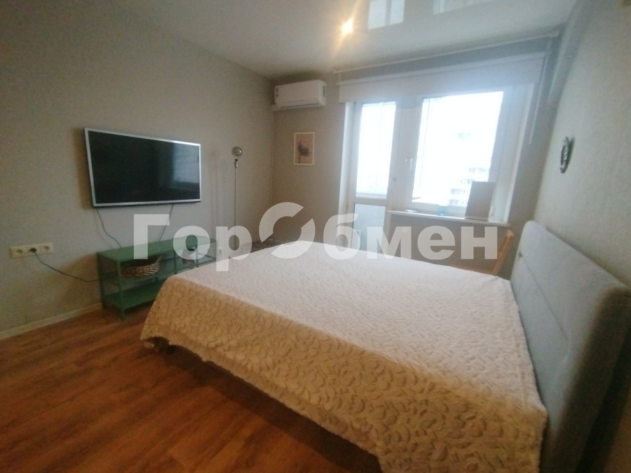 Аренда 3-комнатной квартиры, Москва, Россия,   улица Мичуринский Проспект