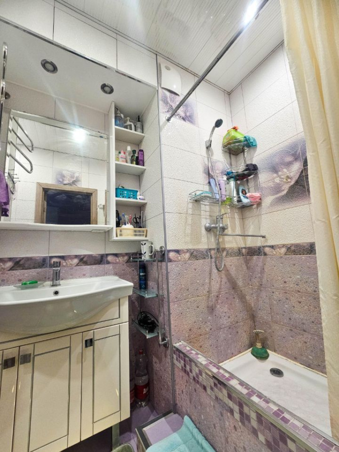 Продажа 5-комнатной квартиры, Мытищи, Россия,   городской округ   улица Колпакова