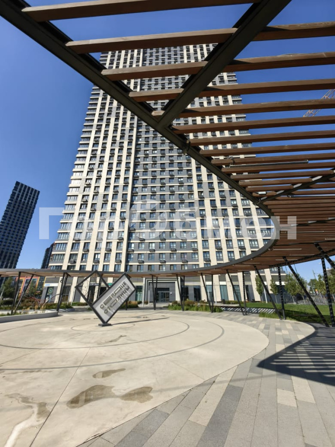 Продажа 4-комнатной квартиры, Москва, Россия,    Шелепихинская набережная