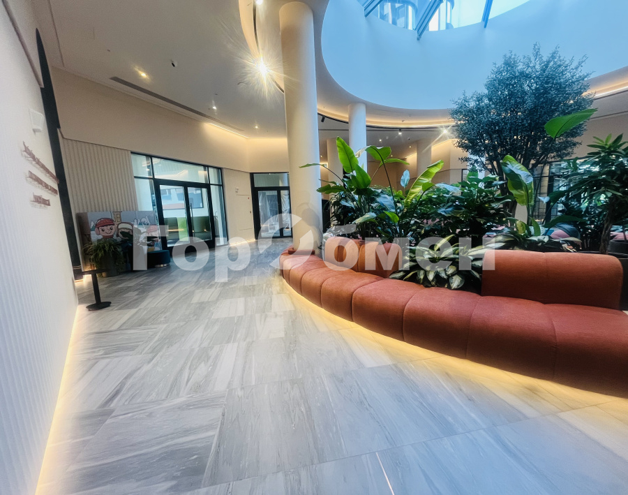 Продажа 3-комнатной квартиры, Москва, Россия,    улица Вильгельма Пика