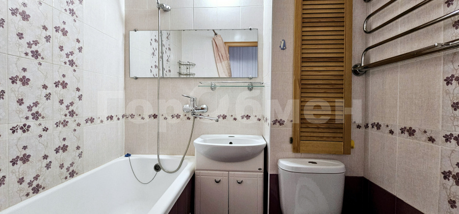 Продажа 1-комнатной квартиры, Москва, Россия,   улица Островитянова