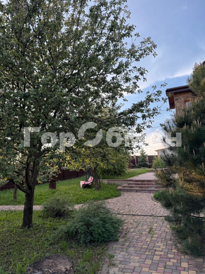 Продажа дома, 240м <sup>2</sup>, 17 сот., Васильково, Центральная улица,  1