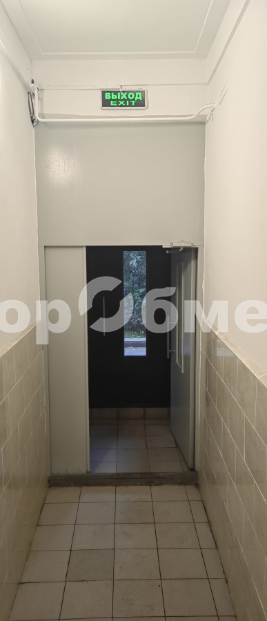 Продажа 2-комнатной квартиры, Москва, Россия,    Мантулинская улица