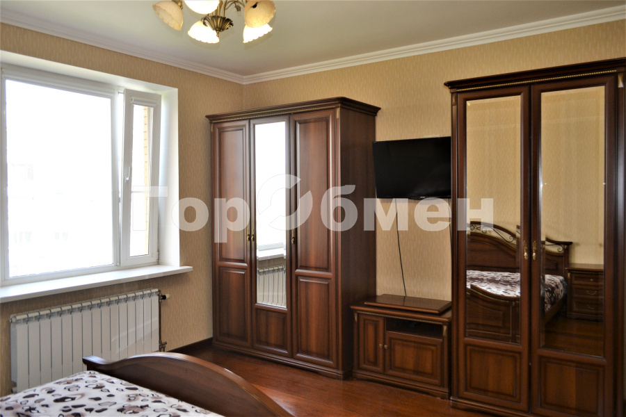 Аренда 3-комнатной квартиры, Москва, Россия,   улица Раменки