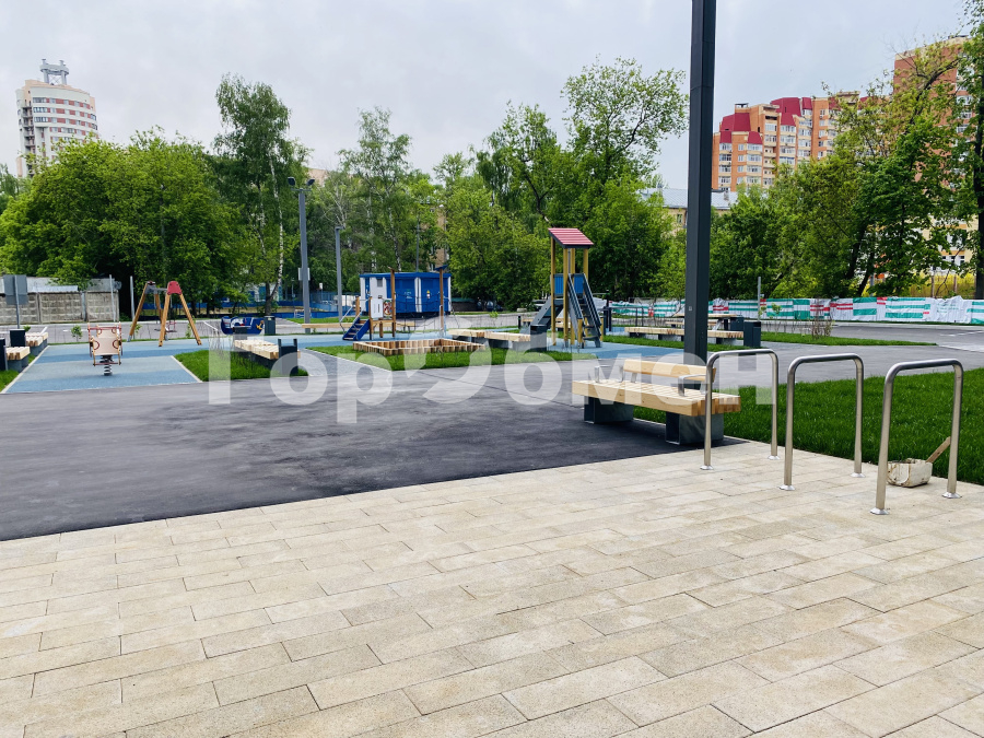 Продажа 3-комнатной квартиры, Москва, Россия,   улица Генерала Глаголева