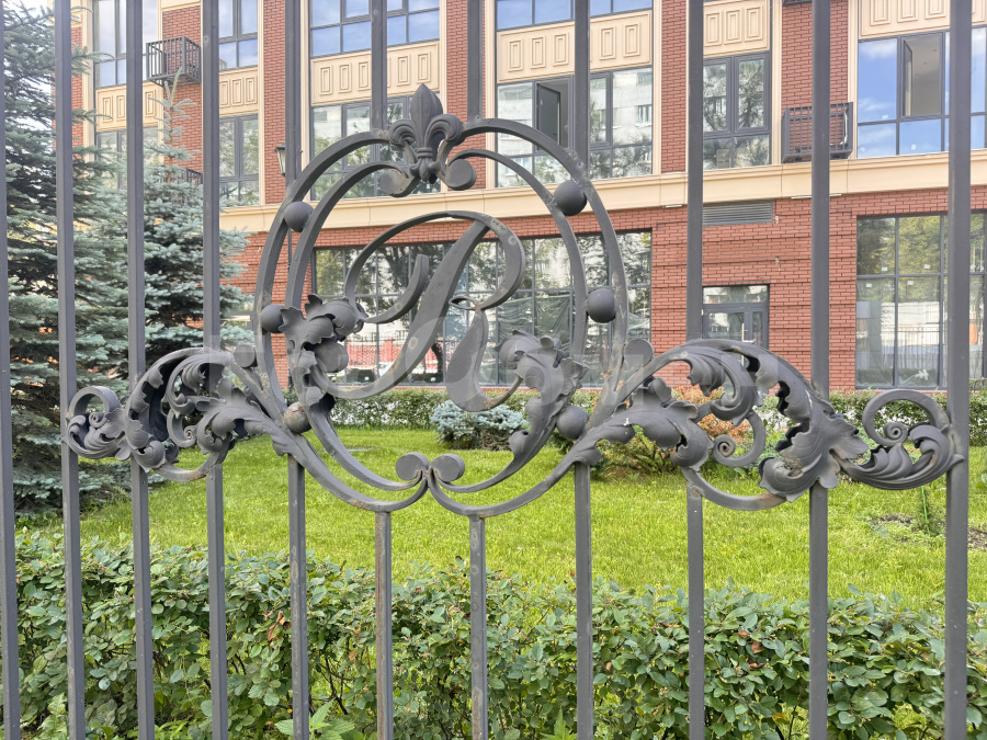 Продажа 2-комнатной квартиры, Москва, Россия,   Рубцовско-Дворцовая улица