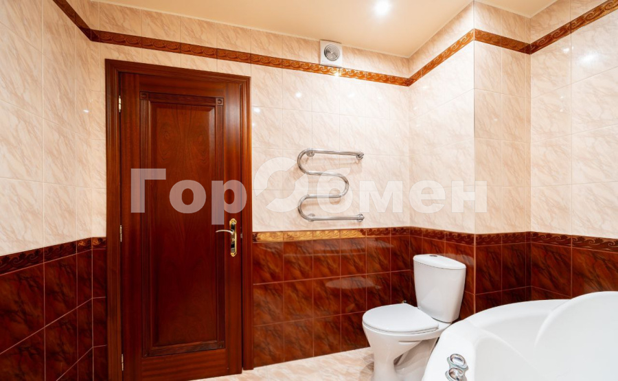 Продажа 4-комнатной квартиры, Королев, Россия,    микрорайон Юбилейный