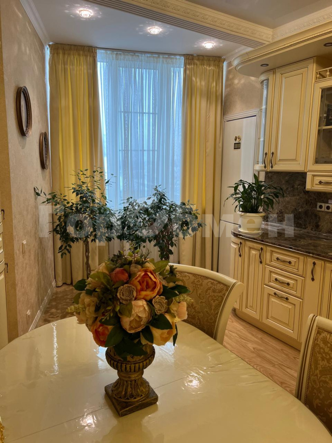 Продажа 2-комнатной квартиры, Реутов, Россия,    улица Реутовских Ополченцев