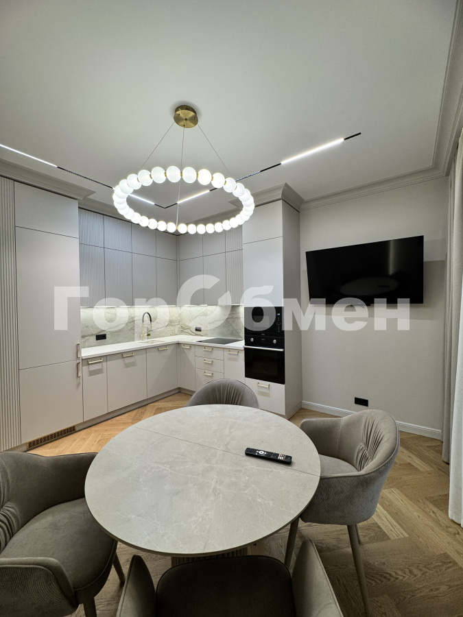 Аренда 2-комнатной квартиры, Москва, Россия,   улица Нижние Мнёвники