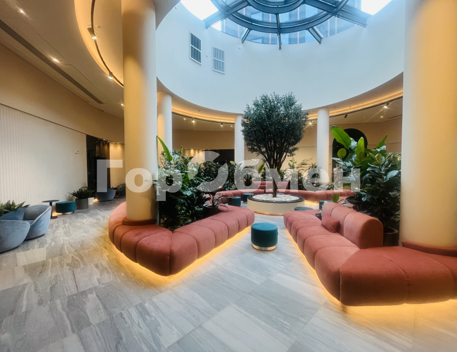 Продажа 3-комнатной квартиры, Москва, Россия,    улица Вильгельма Пика