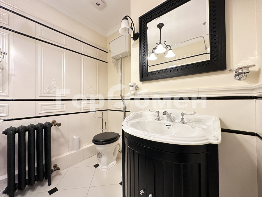 Продажа 2-комнатной квартиры, Москва, Россия,    Староволынская улица