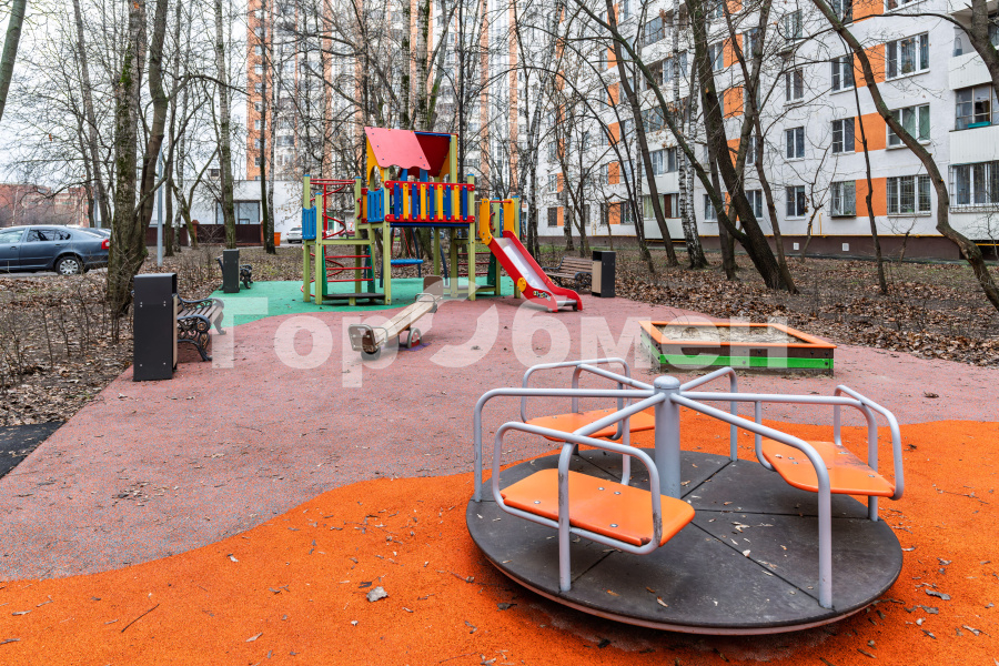 Продажа 1-комнатной квартиры, Москва, Россия,   Полярная улица