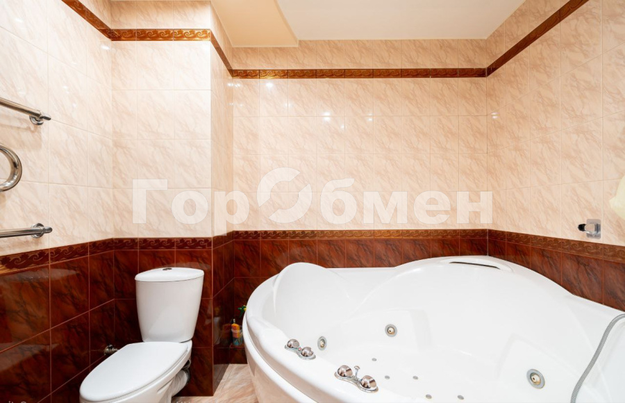 Продажа 4-комнатной квартиры, Королев, Россия,    микрорайон Юбилейный