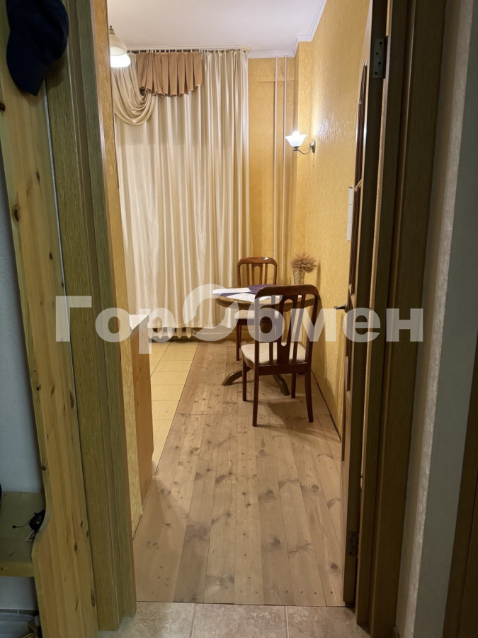 Продажа 2-комнатной квартиры, Москва, Россия,   Воротынская улица