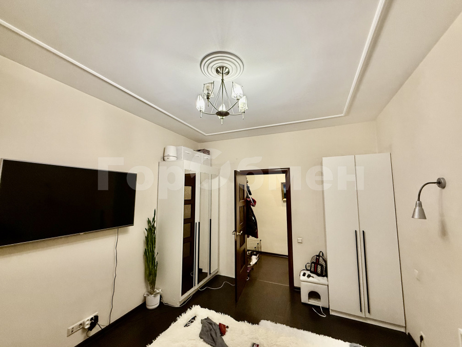 Продажа 2-комнатной квартиры, Москва, Россия,    Кутузовский проспект