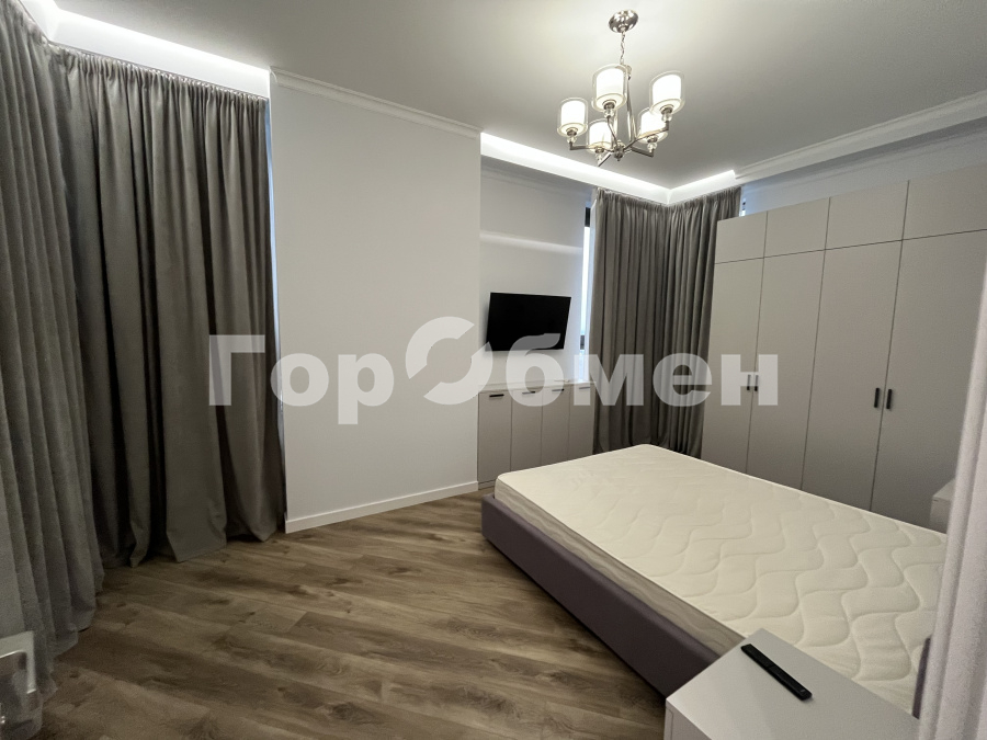 Аренда 2-комнатной квартиры, Москва, Россия,   улица Академика Волгина