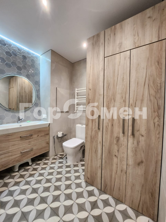 Аренда 3-комнатной квартиры, Москва, Россия,   Профсоюзная улица