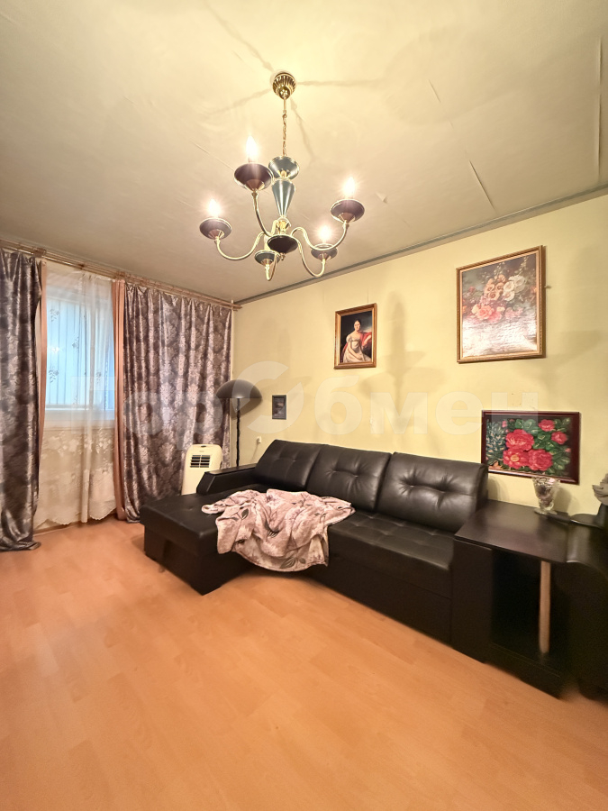 Продажа 3-комнатной квартиры, Москва, Россия,    улица Чичерина