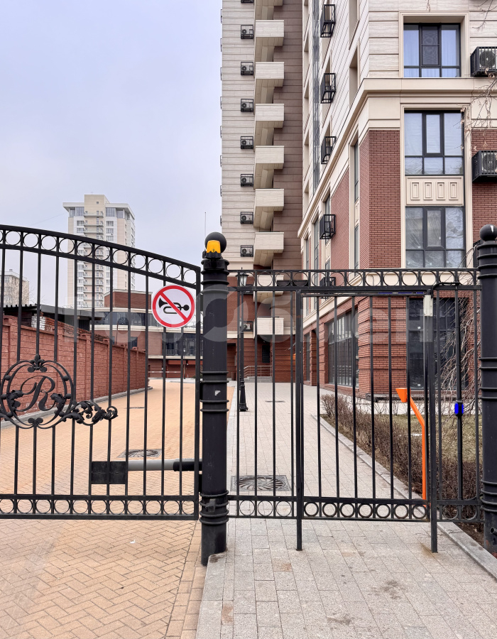 Продажа 2-комнатной квартиры, Москва, Россия,   Рубцовско-Дворцовая улица