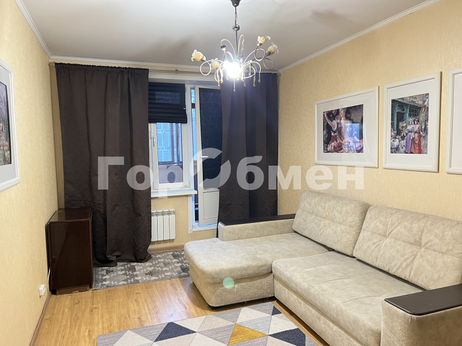 Аренда 2-комнатной квартиры, Москва, Россия,   Саянская улица