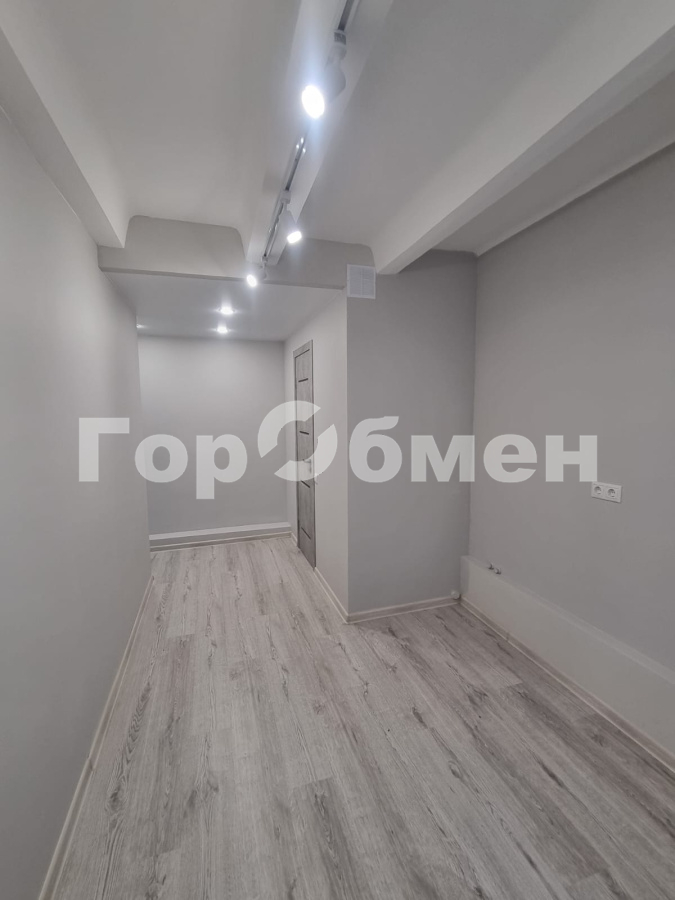 Продажа квартиры, Москва, Россия,   улица Коновалова