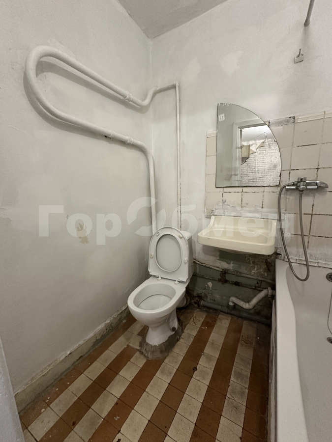 Продажа 1-комнатной квартиры, Москва, Россия,    улица Расплетина