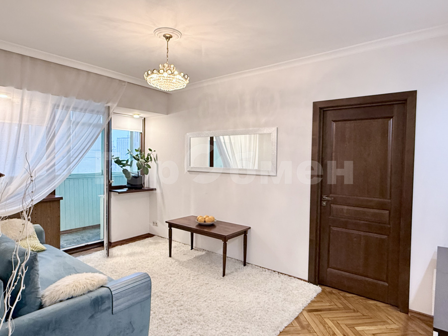 Аренда 3-комнатной квартиры, Москва, Россия,    Славянский бульвар