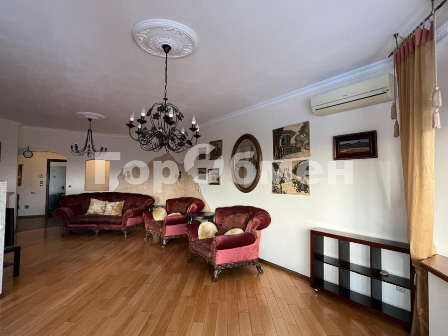 Продажа 3-комнатной квартиры, Москва, Россия,   улица Пырьева