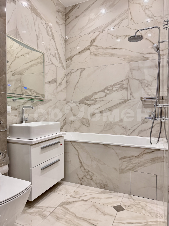 Продажа 2-комнатной квартиры, Москва, Россия,   Рубцовско-Дворцовая улица