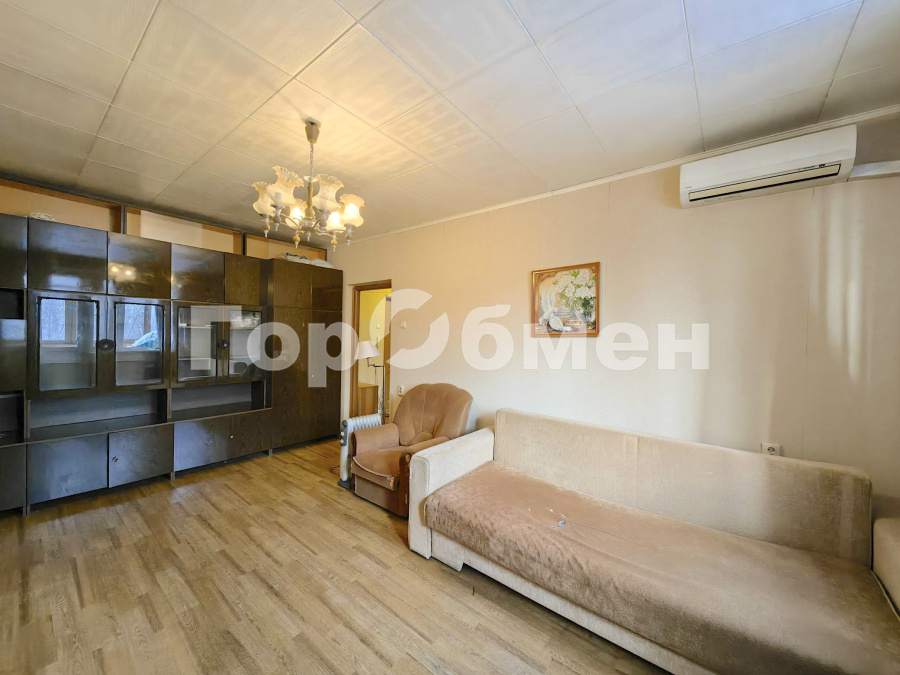 Продажа 2-комнатной квартиры, Москва, Россия,   улица Декабристов