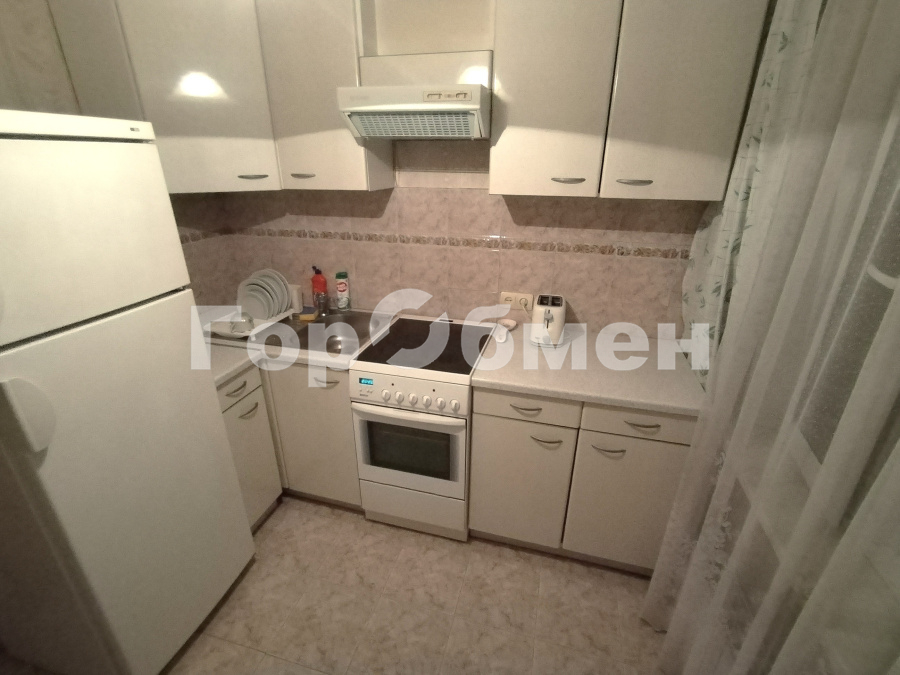 Аренда 2-комнатной квартиры, Москва, Россия,   улица Рокотова