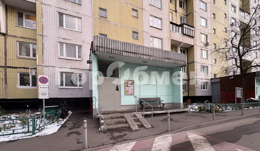 Продажа 2-комнатной квартиры, Москва, Россия,   Лебедянская улица