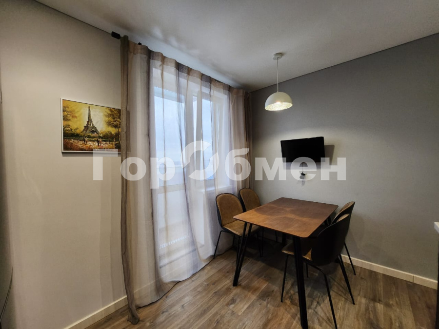 Аренда 3-комнатной квартиры, Москва, Россия,   Профсоюзная улица