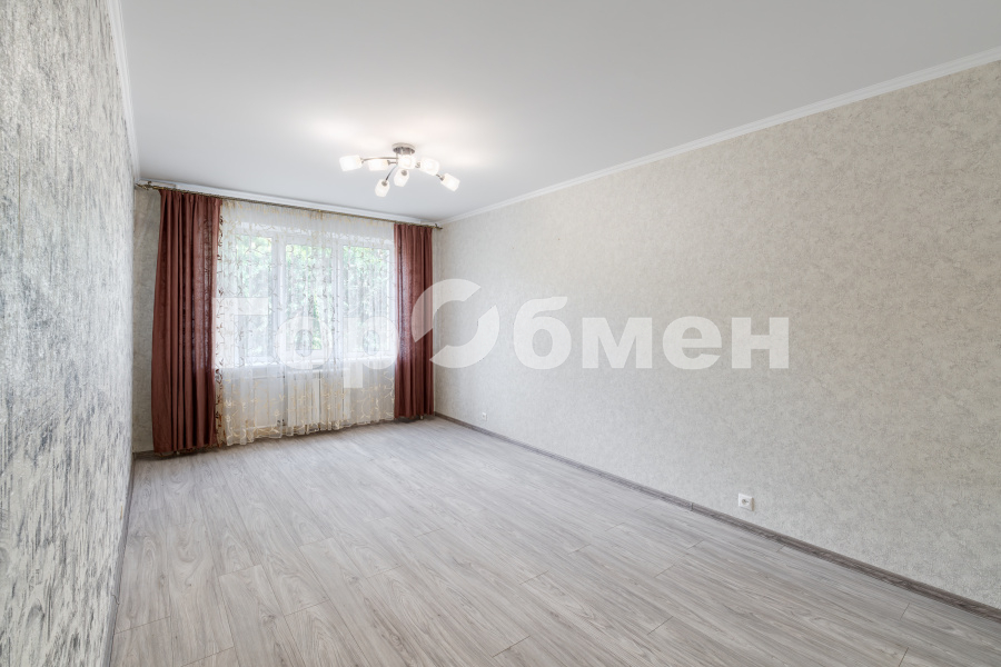 Продажа 3-комнатной квартиры, Московская, Россия,   городской округ Домодедово