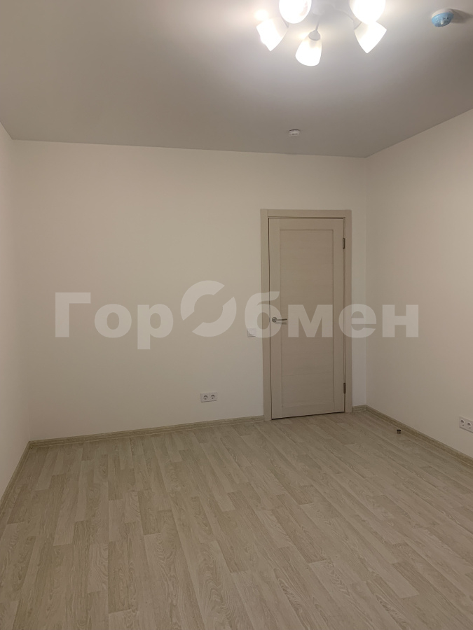 Продажа 2-комнатной квартиры, Москва, Россия,    улица Воейкова