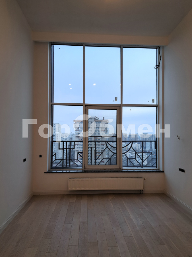 Продажа 4-комнатной квартиры, Москва, Россия,   1-я Мясниковская улица