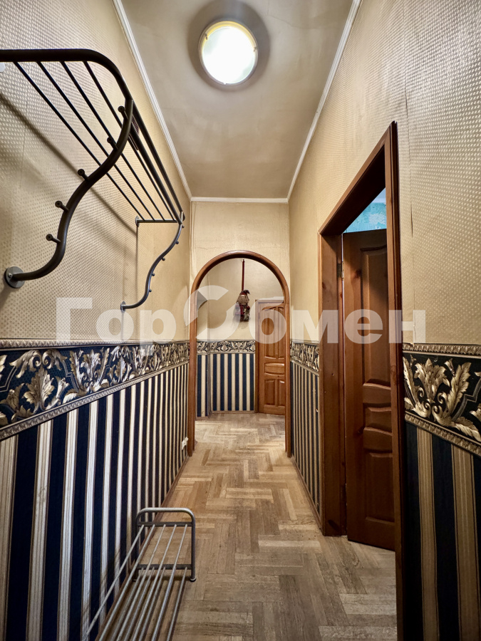 Продажа 2-комнатной квартиры, Москва, Россия,   улица Ремизова