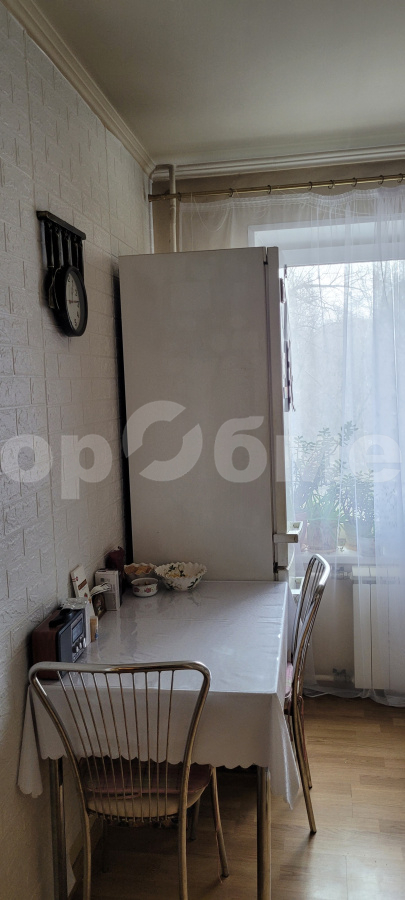 Продажа 3-комнатной квартиры, Москва, Россия,    Аминьевское шоссе